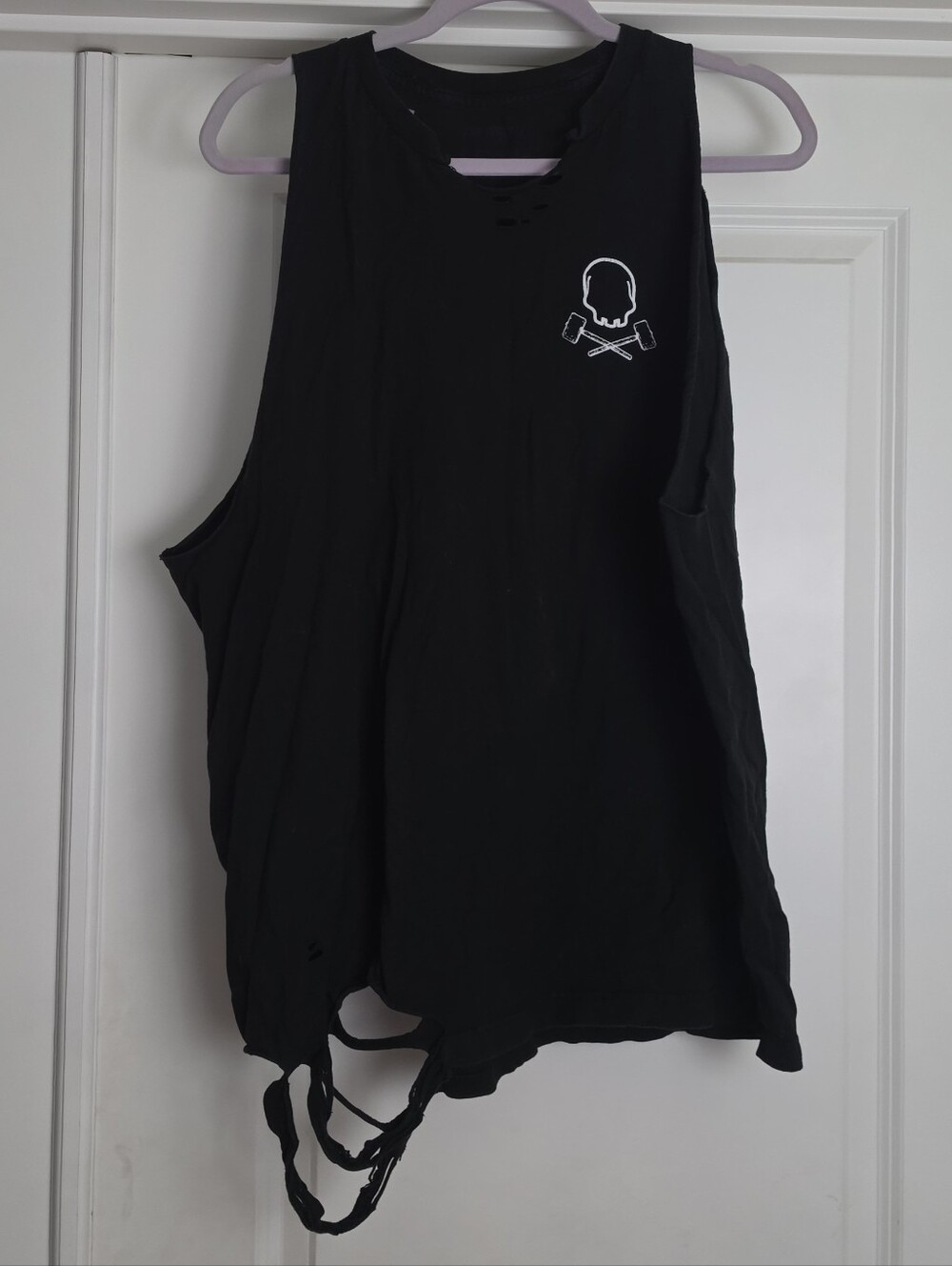 The Drive Clothing Black Men's Sleeveless Distressed Graphic Tank